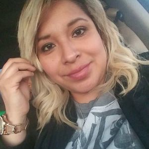 Meet your Posher, Ana